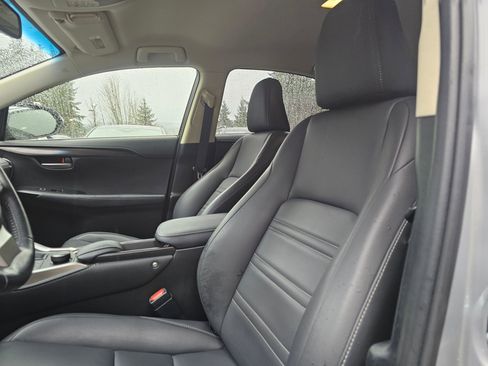 Used 2016 Lexus NX 200t 200t image 21