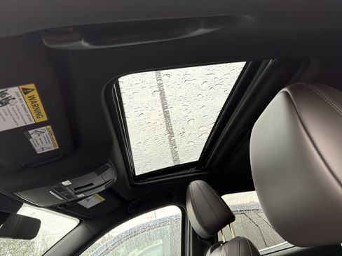 Used 2023 MAZDA CX-5 Signature image 26