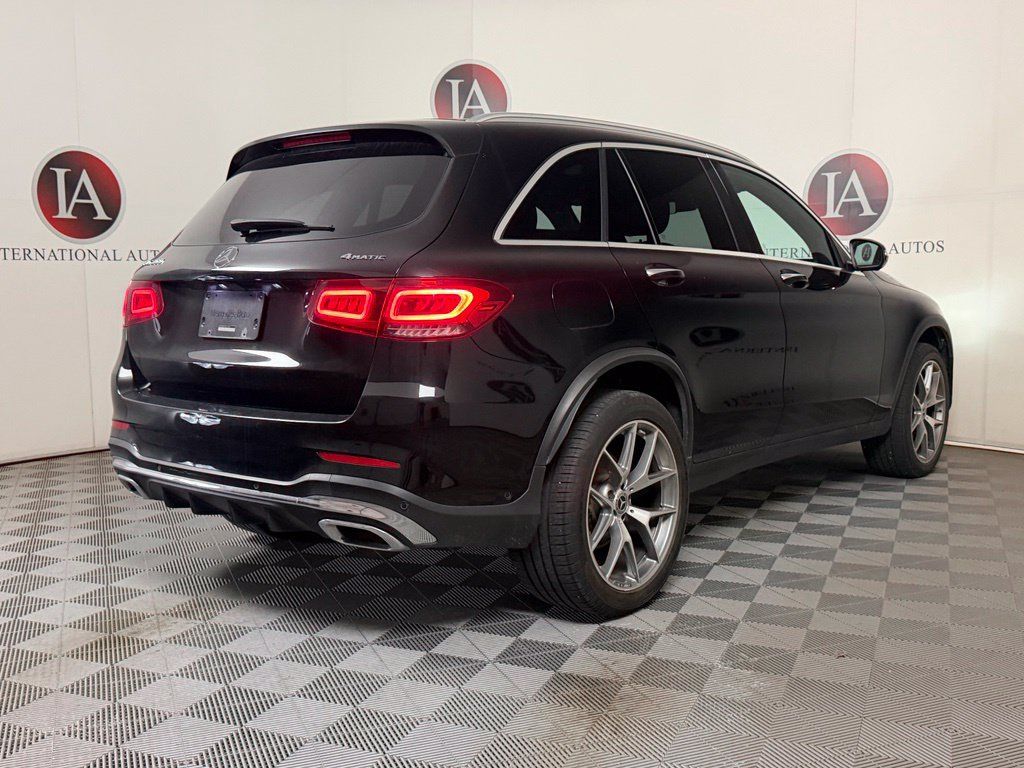 Used 2022 Mercedes-Benz GLC 300 4MATIC image 8