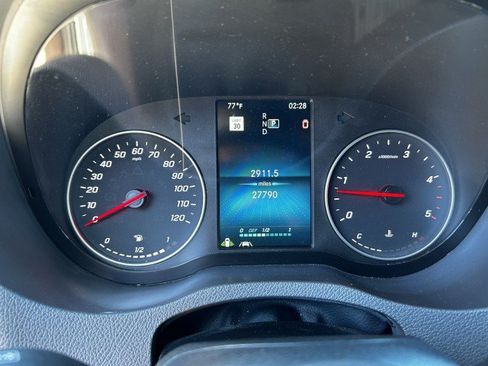 Used 2022 Mercedes-Benz Sprinter 2500 image 11