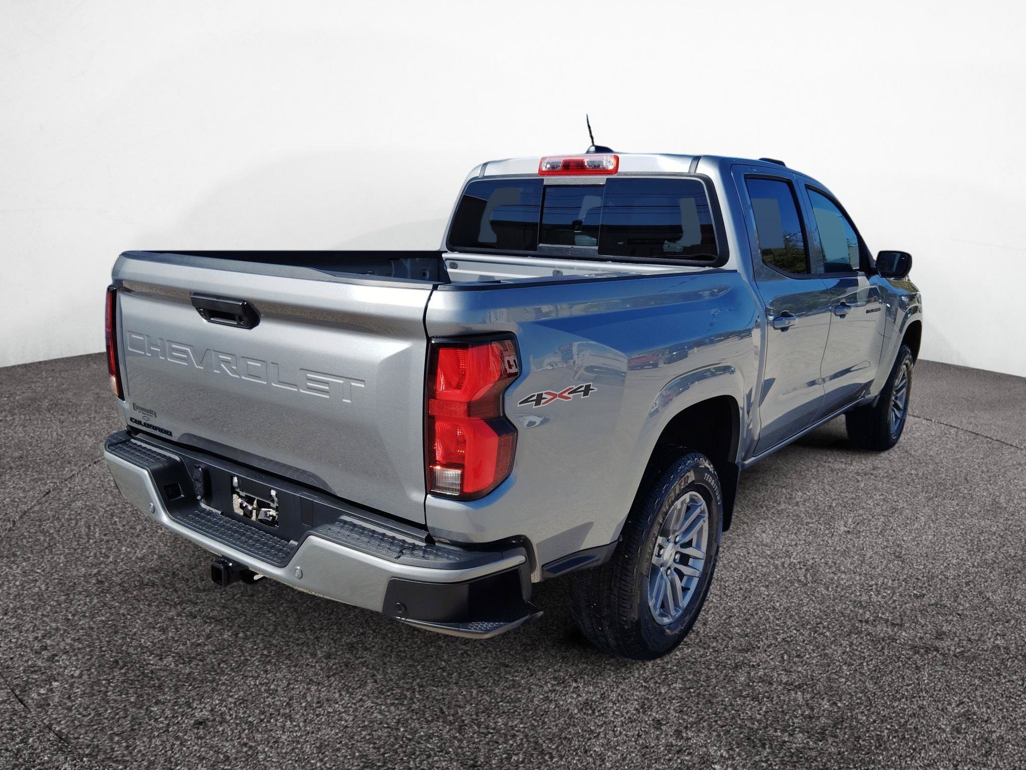 New 2026 Chevrolet Colorado LT w/ LT Convenience Package AWD/4WD image 7