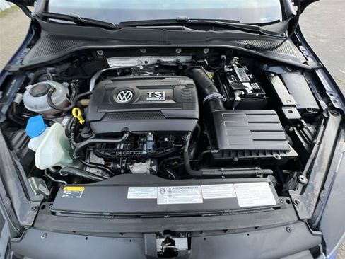 Used 2019 Volkswagen Golf R 4-Door image 26