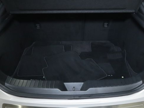 Used 2022 MAZDA MAZDA3 s image 31