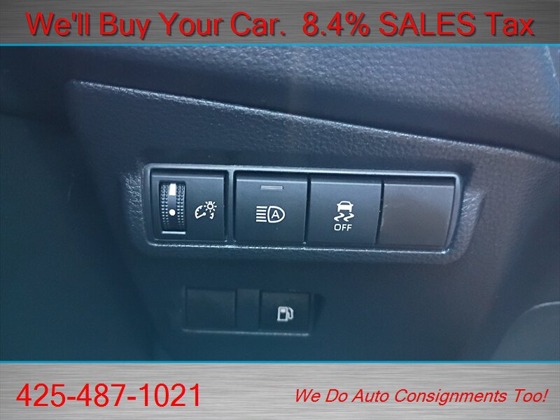 Used 2024 Toyota Corolla Cross AWD Hybrid image 31