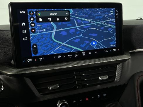 Used 2025 Ford Explorer ST-Line w/ ST-Line Street Pack image 21