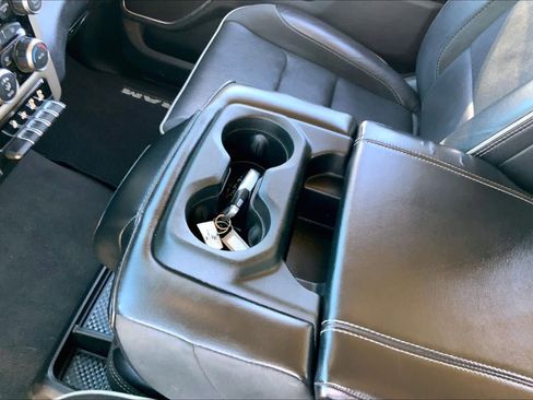 Used 2019 RAM 1500 Laramie image 17