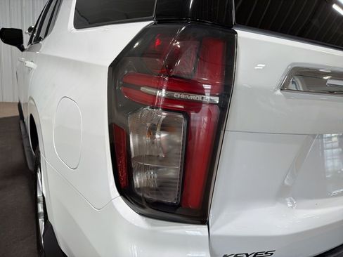 Used 2023 Chevrolet Tahoe 4WD w/ 1FL Safety Package image 15