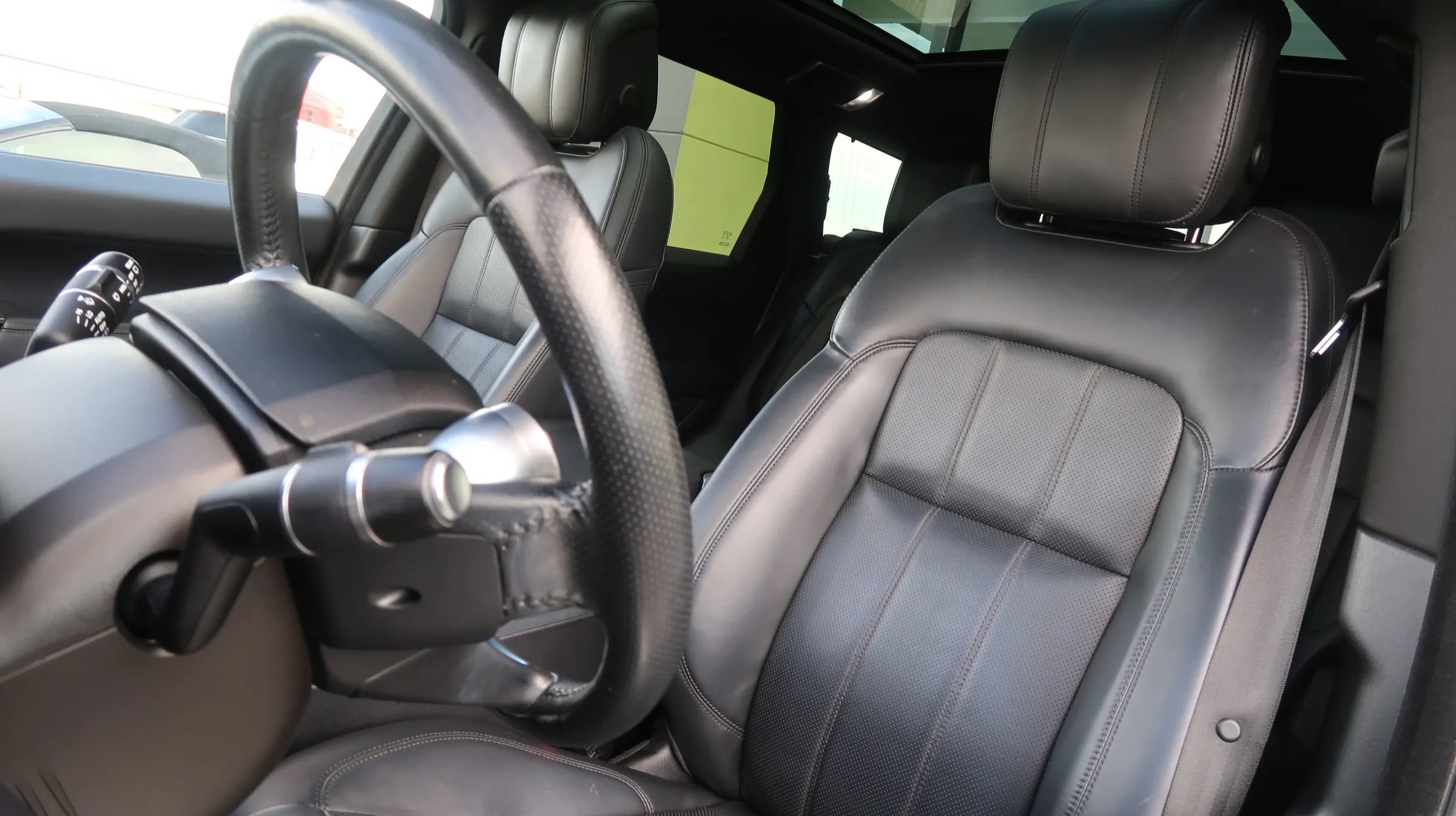 Used 2018 Land Rover Range Rover Sport HSE AWD/4WD image 18