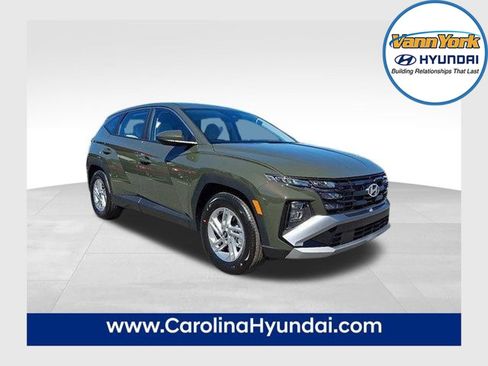 New 2026 Hyundai Tucson SE image 1