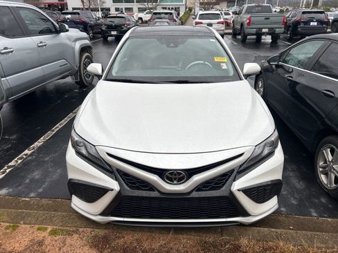 Used 2023 Toyota Camry XSE image 12