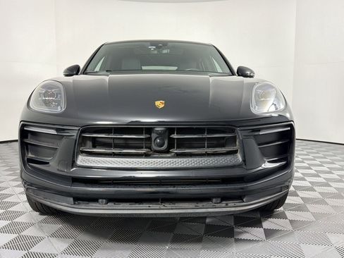 Certified 2023 Porsche Macan AWD/4WD image 13