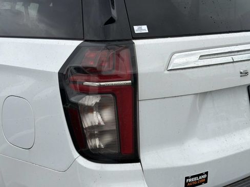 Used 2024 Chevrolet Suburban Premier AWD/4WD image 11