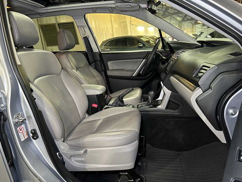 Used 2015 Subaru Forester 2.5i Touring w/ Eyesight & Navigation System AWD/4WD image 12