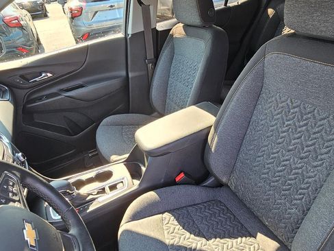 Used 2023 Chevrolet Equinox LT FWD image 10