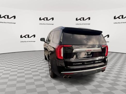 Used 2021 GMC Yukon Denali w/ Denali Ultimate Package AWD/4WD image 7