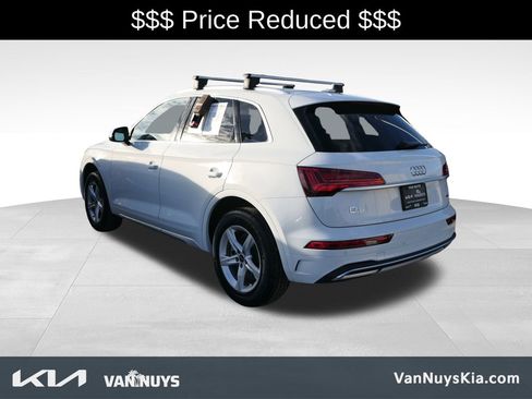 Used 2024 Audi Q5 2.0T Premium w/ Convenience Package image 5