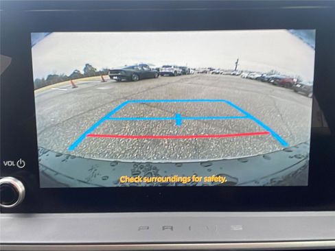 Used 2024 Toyota Prius LE image 29