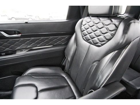 Used 2022 Hyundai Palisade Calligraphy image 11