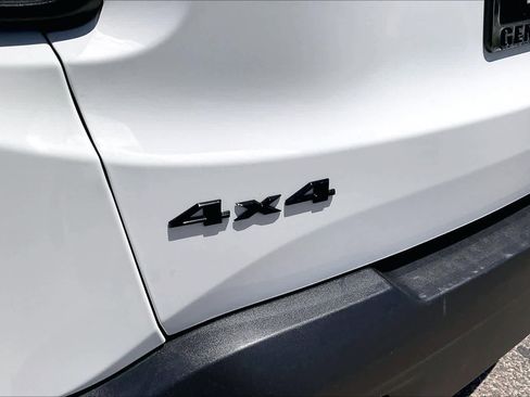 Used 2023 Jeep Renegade Trailhawk AWD/4WD image 30