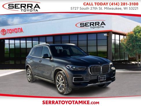 Used 2022 BMW X5 xDrive45e image 1