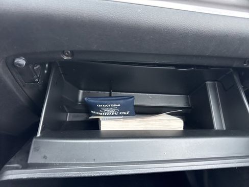 Used 2023 Ford Explorer XLT w/ Equipment Group 202A image 36