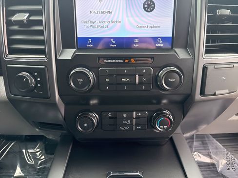 Used 2020 Ford F150 XLT AWD/4WD image 22