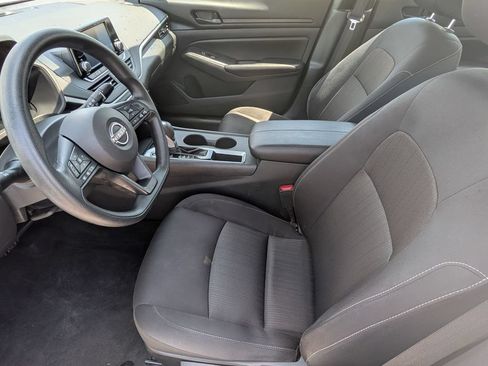 Certified 2024 Nissan Altima 2.5 S FWD image 12