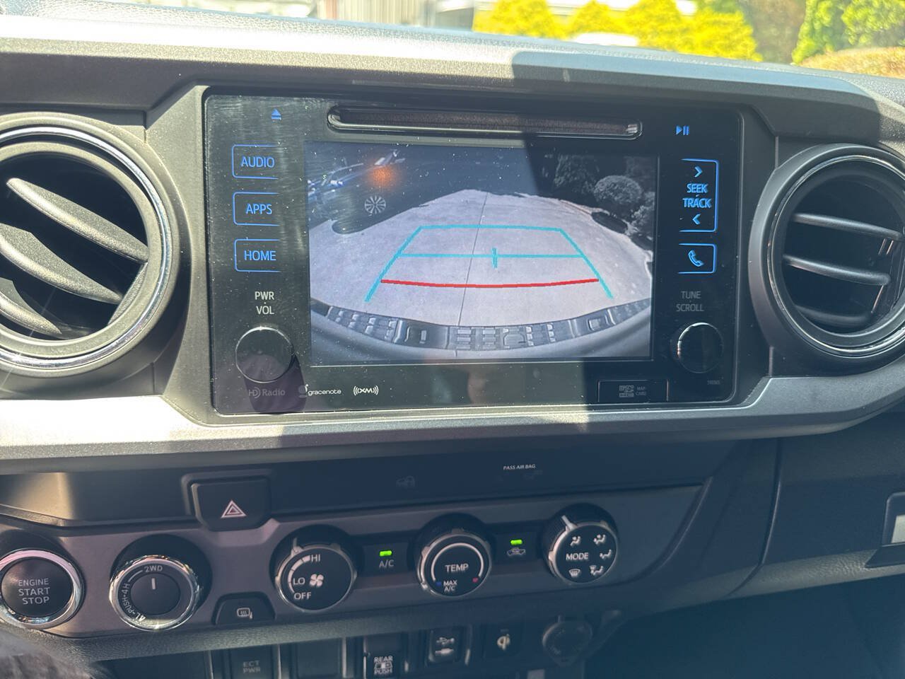 Used 2019 Toyota Tacoma TRD Sport AWD/4WD image 24