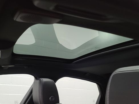 New 2024 Jaguar XF R-Dynamic SE image 15