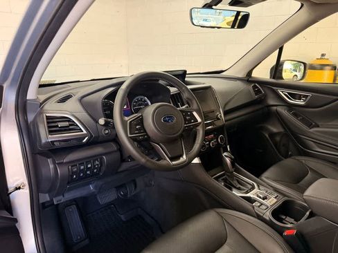 Used 2023 Subaru Forester Touring w/ Popular Package #2 AWD/4WD image 2
