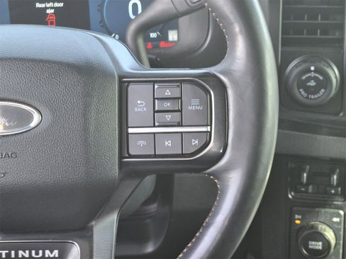 Used 2024 Ford F250 Platinum image 27