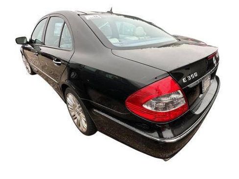 Used 2007 Mercedes-Benz E 350 4MATIC Sedan image 3