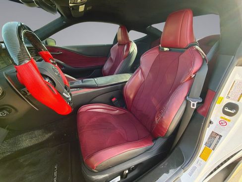 Used 2018 Lexus LC 500 Coupe w/ Performance Package RWD image 30
