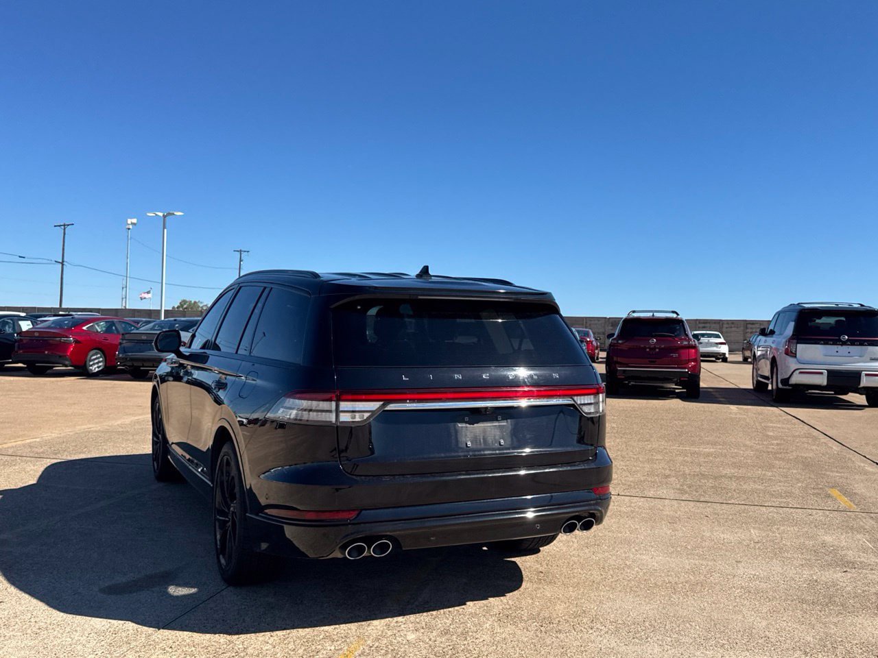 Used 2023 Lincoln Aviator Reserve w/ Equipment Group 201A RWD image 20