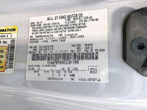 Used 2019 Ford Mustang Coupe w/ Equipment Group 101A image 8