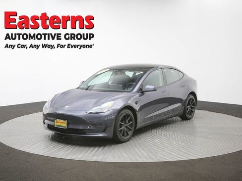 Used 2023 Tesla Model 3 Standard Range image 50