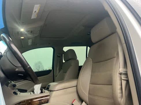 Used 2016 GMC Yukon Denali w/ Open Road Package image 4