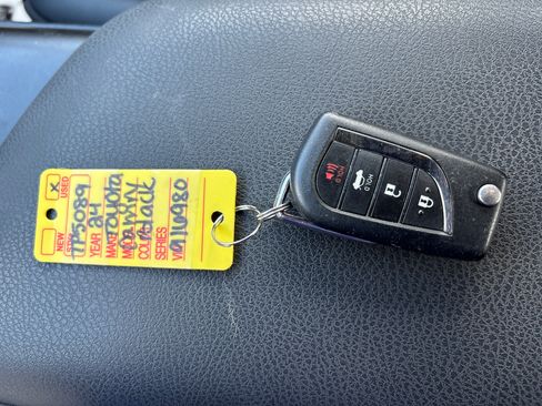 Certified 2024 Toyota Camry SE FWD image 28