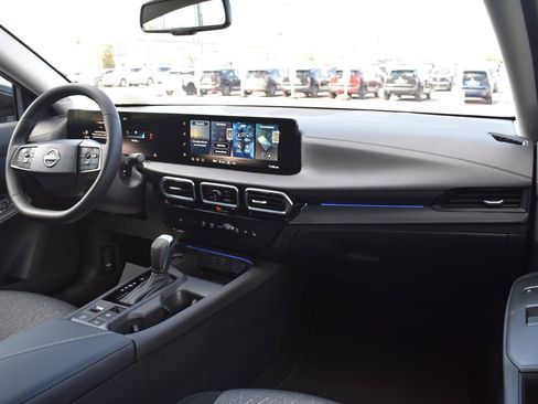 Used 2026 Nissan Sentra SV w/ SV Convenience Package FWD image 50