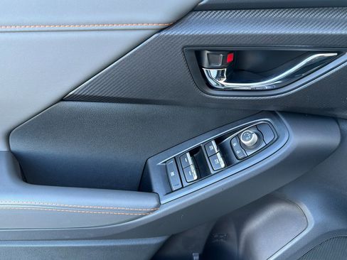 New 2026 Subaru Crosstrek 2.5i Limited w/ Popular Package #3A image 11