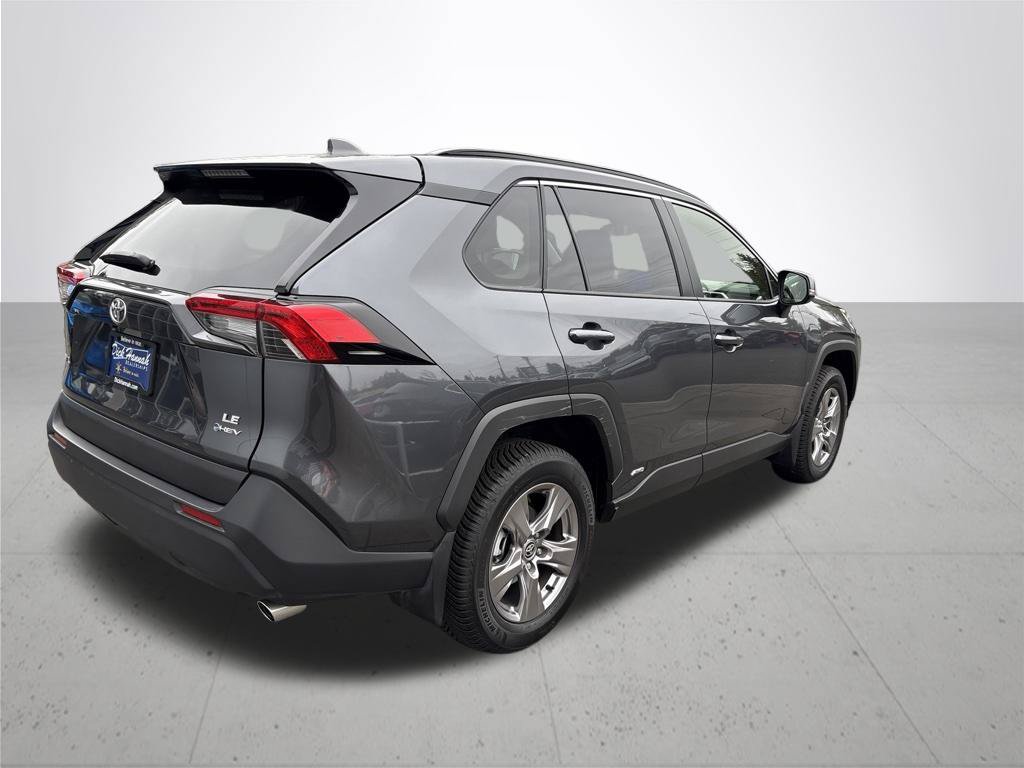 Used 2025 Toyota RAV4 LE AWD/4WD image 6