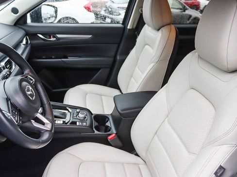 Used 2021 MAZDA CX-5 Touring w/ Touring Preferred SV Package image 16