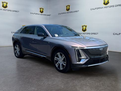 Used 2024 Cadillac Lyriq Tech RWD image 7