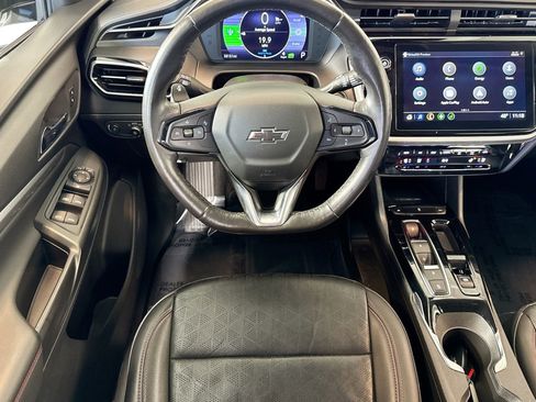 Used 2023 Chevrolet Bolt EUV LT w/ Convenience Package image 20