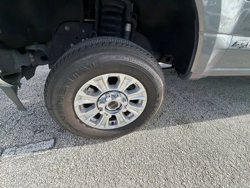 Used 2022 Ford F250 XLT AWD/4WD image 17