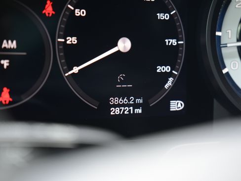 Certified 2022 Porsche 911 Carrera S RWD image 21