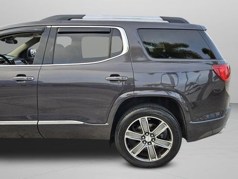 Used 2017 GMC Acadia Denali image 36