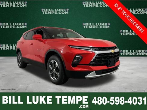 Used 2024 Chevrolet Blazer LT image 1