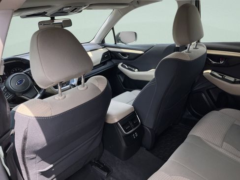 Used 2024 Subaru Outback Premium AWD/4WD image 19