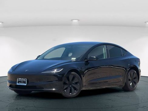 Used 2024 Tesla Model 3 Standard Range RWD image 2